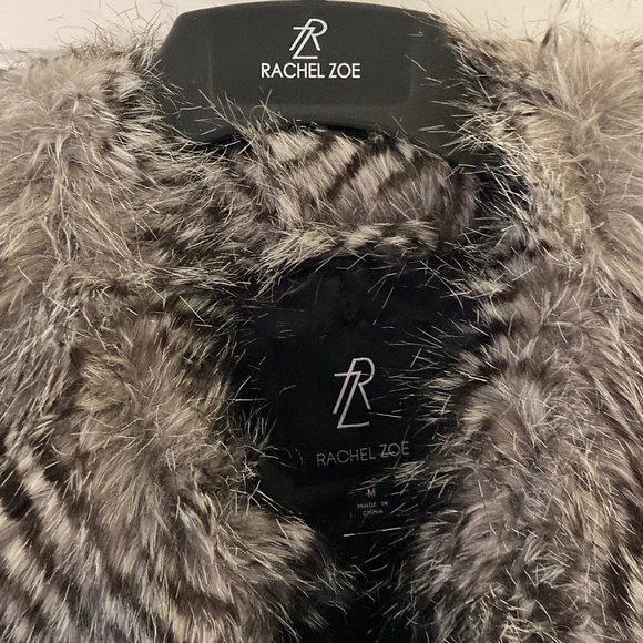 Luxe Rachel Zoe Faux Fur Toggle Coat/Black&White Chevron/M/NEW/NEVER WORN! - Picture 4 of 6